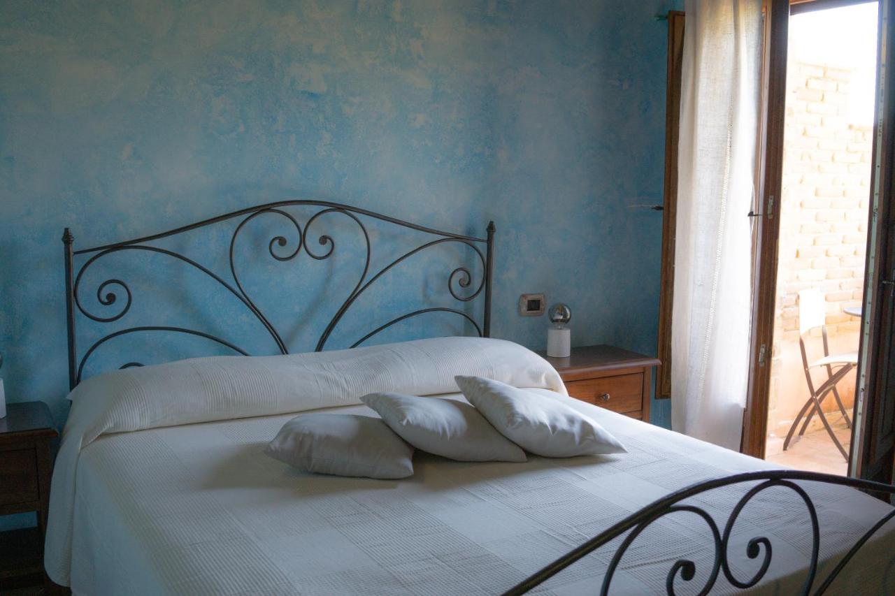 קזאל ולינו Locanda Le Tre Sorelle מראה חיצוני תמונה